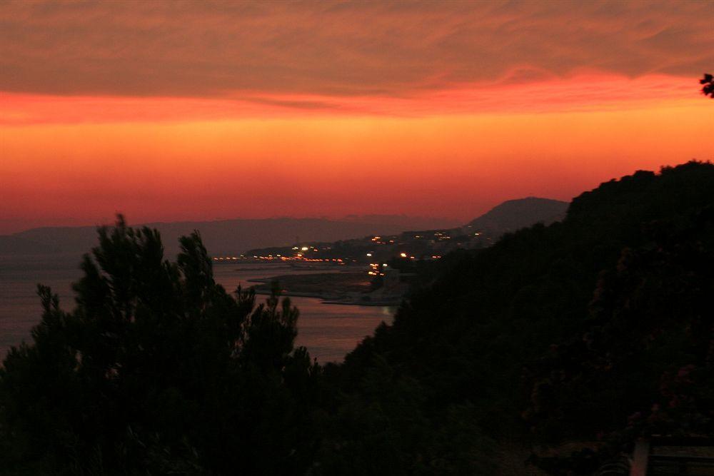 Super Horizont -Free Parking And Jaccuzzi Hotel Stobreč Kültér fotó